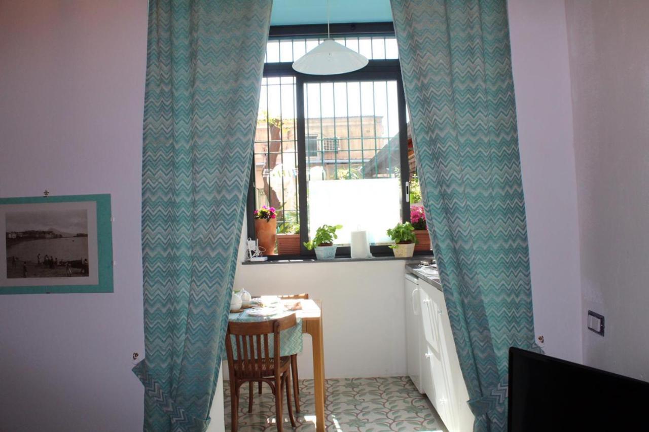 Dimora Via Col Vento Lejlighed Napoli Eksteriør billede